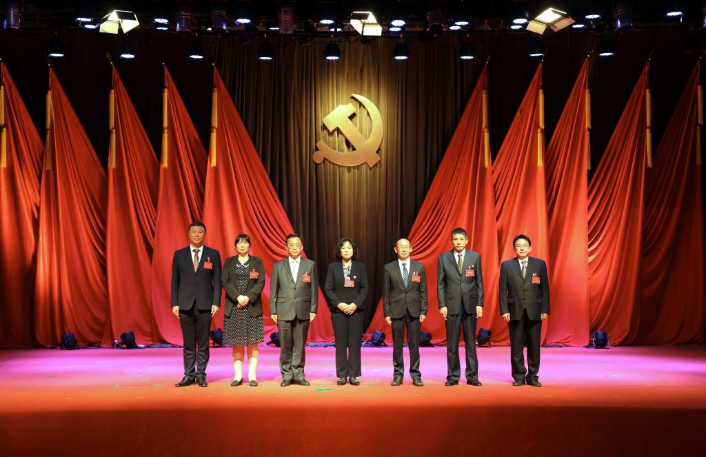 undefined 开元棋牌官网